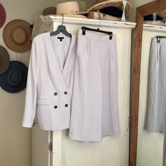 J.Crew - Picture 3 of 7